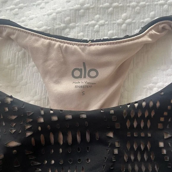 ALO Yoga sportsbra - Picture 4 of 5